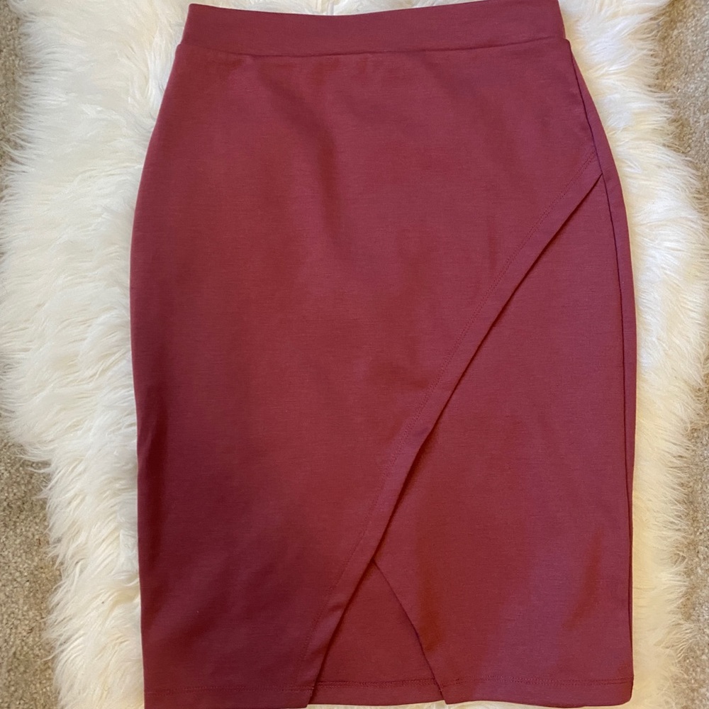 Pink pencil skirt